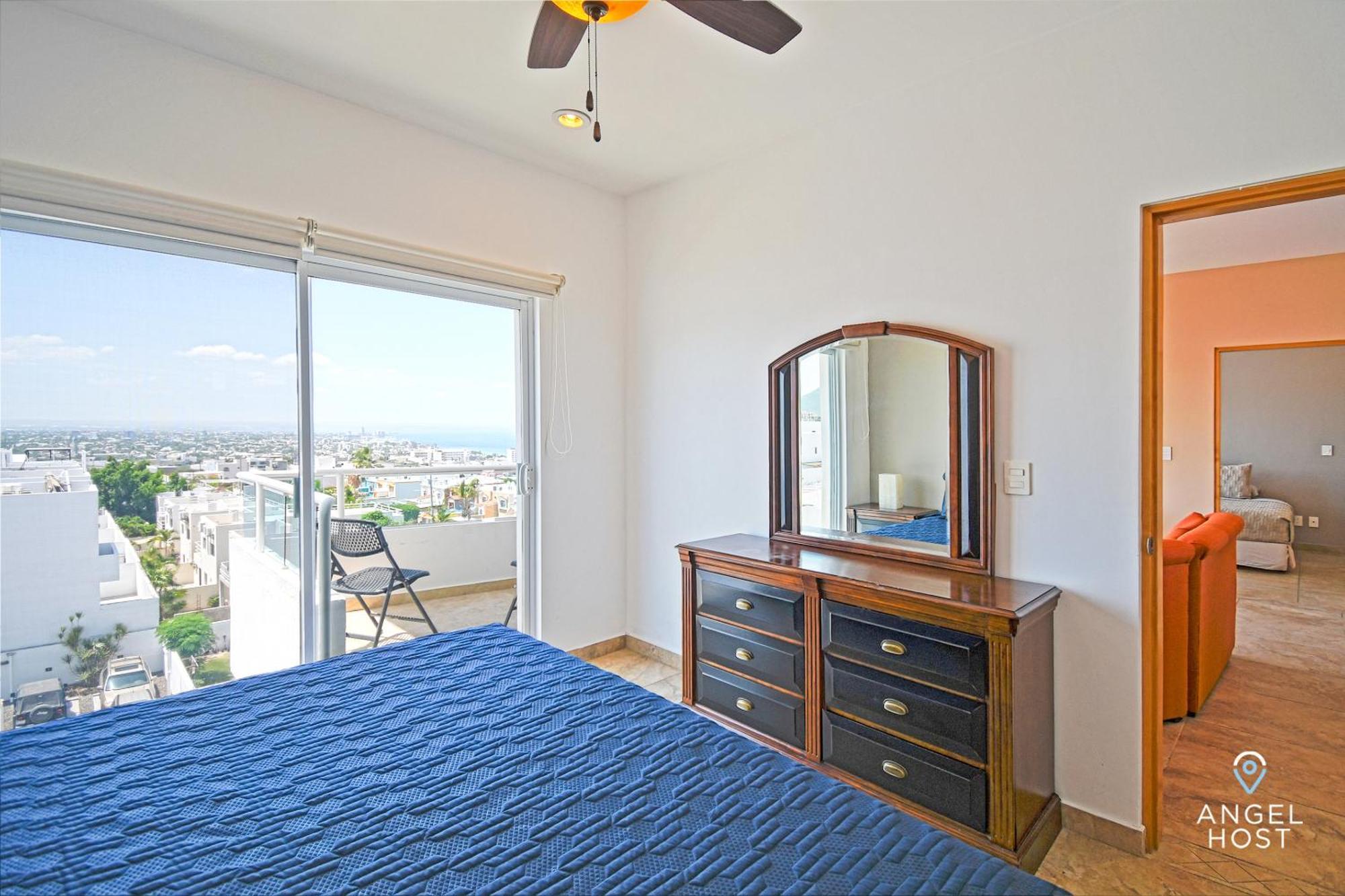 Oceanview Living Space & Balcony With Fiberoptic Wifi! La Paz Esterno foto